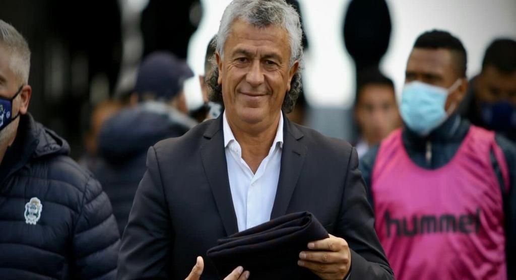 Néstor Gorosito cumplió años, y entre sus deseos, está la llegada de algunos refuerzos