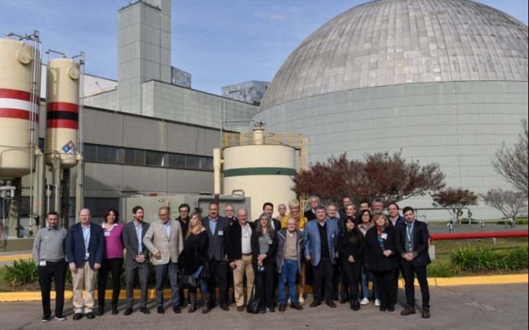 "Está demorado sin razón justificable": el kirchnerismo cuestionó la obra de la cuarta central nuclear