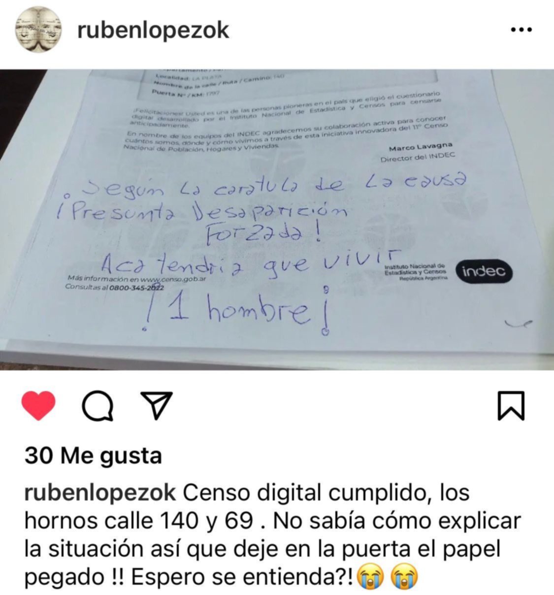 "Acá tendría que vivir un hombre": la nota del hijo de Julio López en la puerta de su casa en Los Hornos