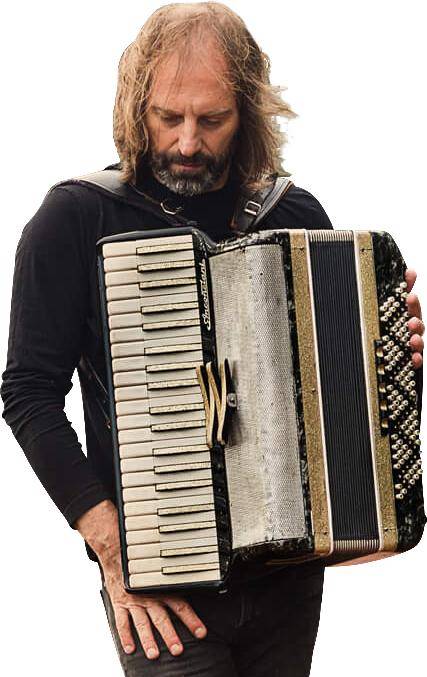 Show gratuito del Chango Spasiuk reabrirá la Sala Piazzolla tras tres años