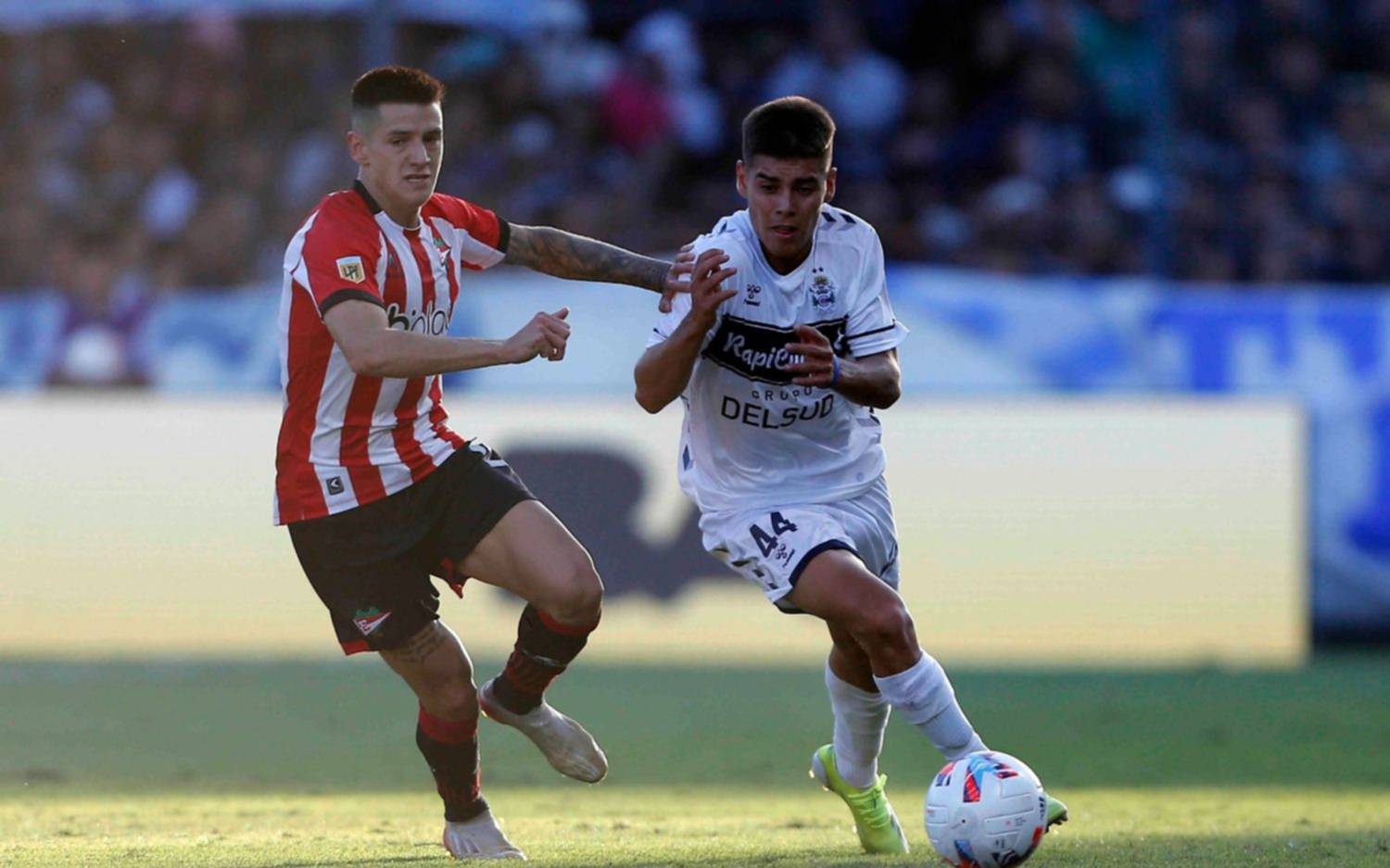 ¿Hay clásico platense en los próximos días? Se podría jugar en la primera fecha