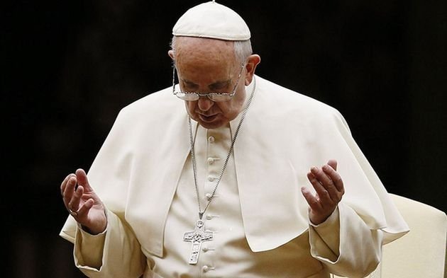 El Papa, con el "corazón roto" por la matanza en Texas: condenó el comercio "incontrolado" de armas