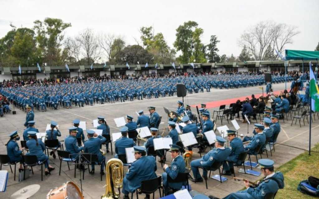 En una emotiva ceremonia, designaron a 755 aspirantes como cadetes penitenciarios bonaerenses