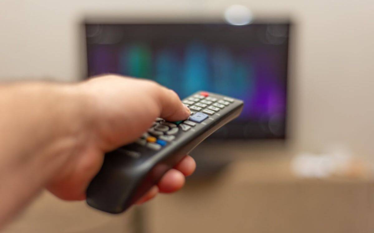 Están cansados: vecinos denuncian falta de servicio de cable y televisión en una zona de La Plata