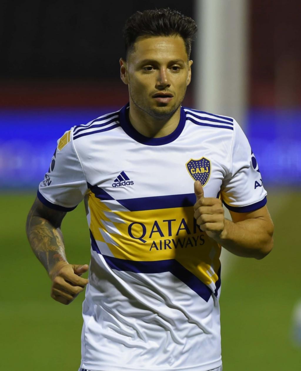 Zárate firma con Platense y comienza a entrenar mañana