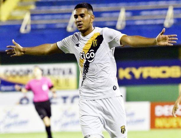 Al central que le interesa a Pipo habrá que comprarlo