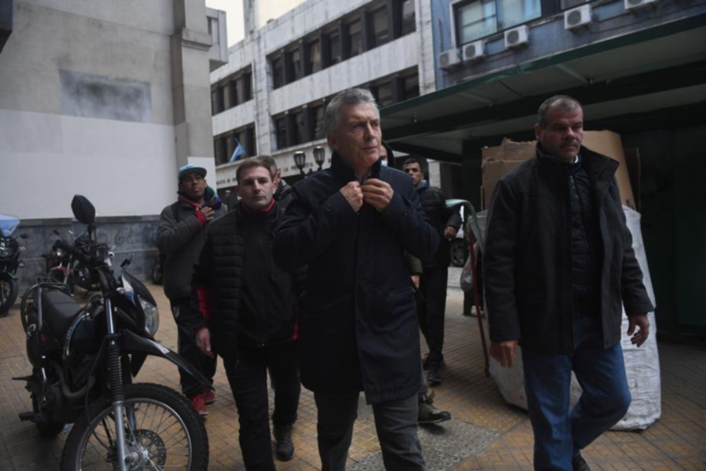 Macri pide “no negociar” con el Gobierno y apura un plan económico