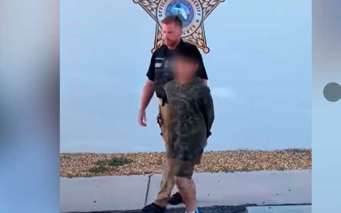 Tras la masacre en Texas: detienen a menor de 10 años que amenazaba con un tiroteo en masa
