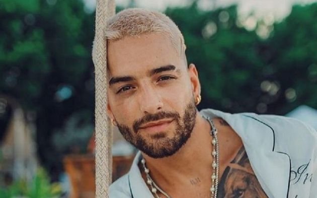 Premio a Maluma por la tarea de su fundación "El arte de los sueños"