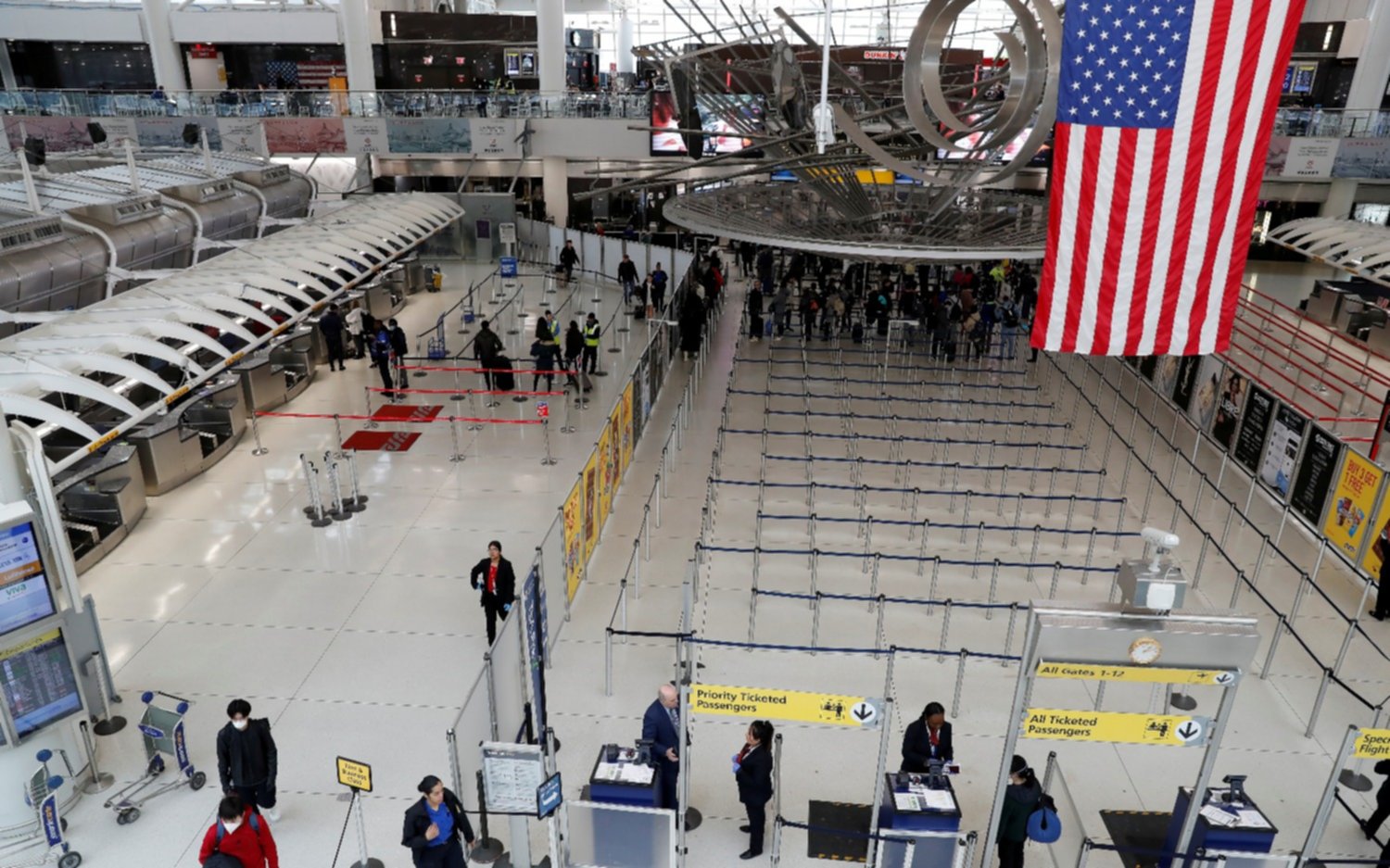 Estados Unidos ya no exige las vacunas del covid para ingresar