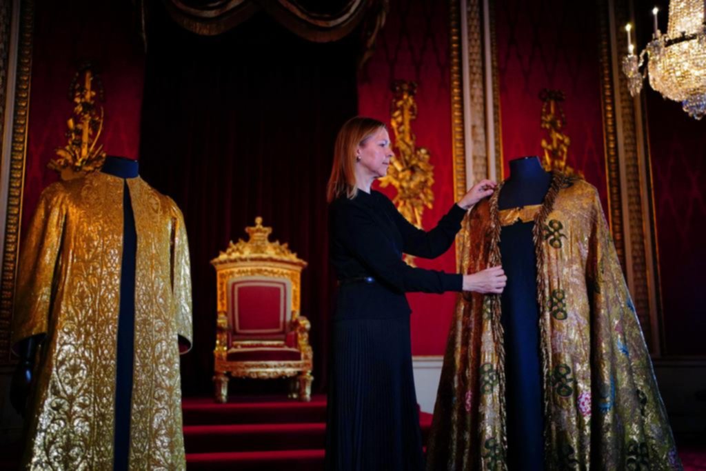 Carlos III: una coronación con la familia real dividida