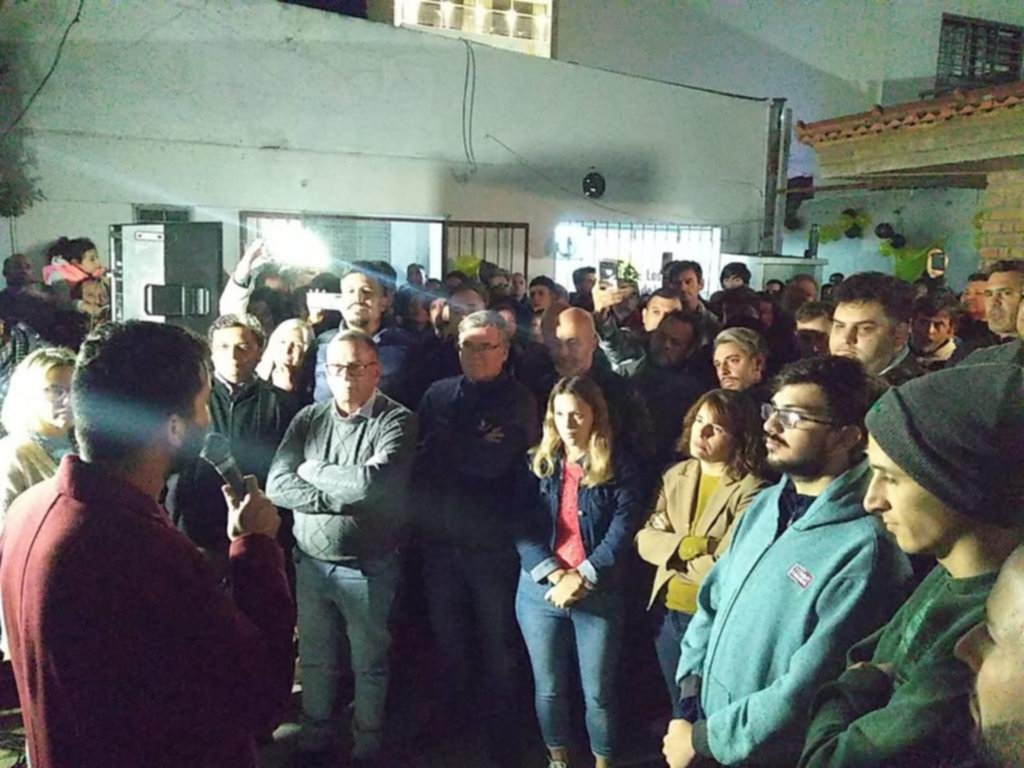 Inauguran un local de Javier Milei en Barrio Norte