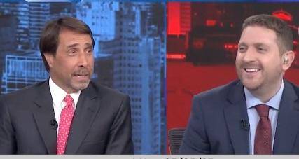 Tras la polémica, volvió el famoso pase entre Feinmann y Viale