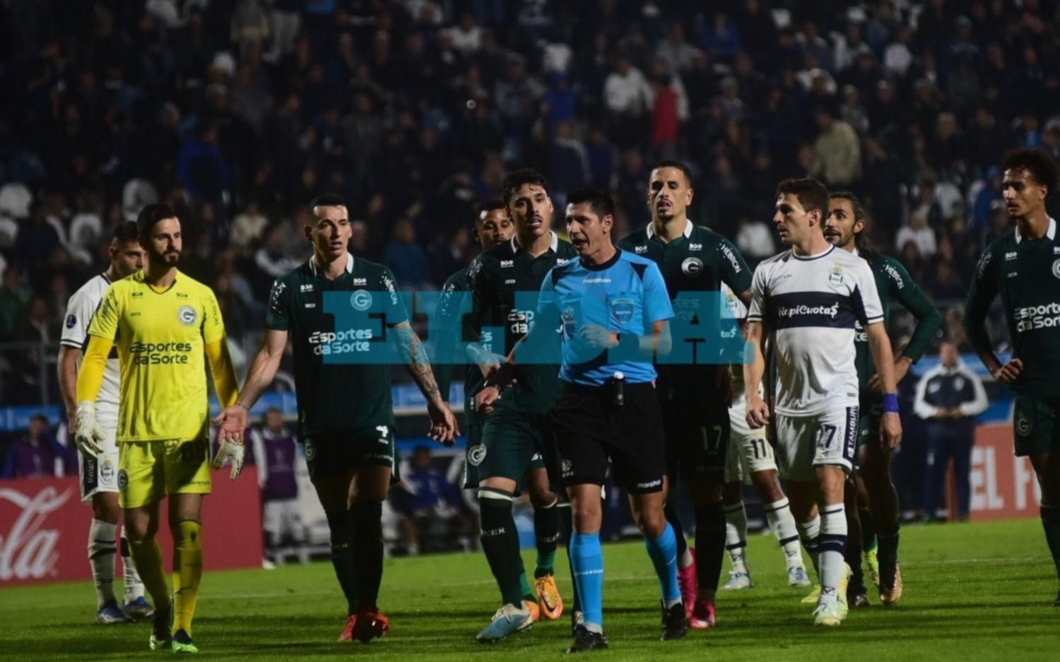 Gimnasia perdió con polémica 2 a 0 ante Goiás, con la sensación de que con titulares podría haber sumado