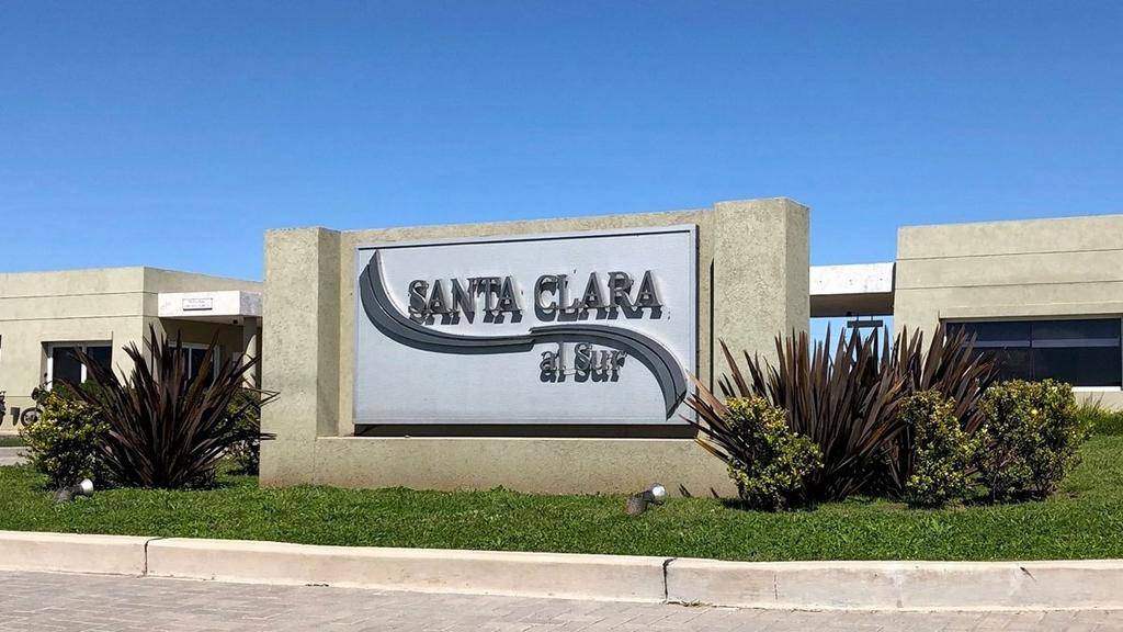 Ataron a dos familias en otro golpe en un country