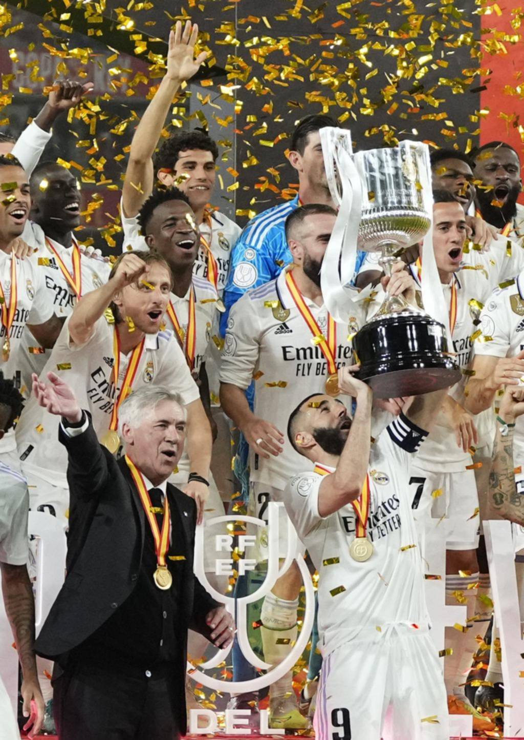 Real Madrid alzó la Copa del Rey tras nueve años