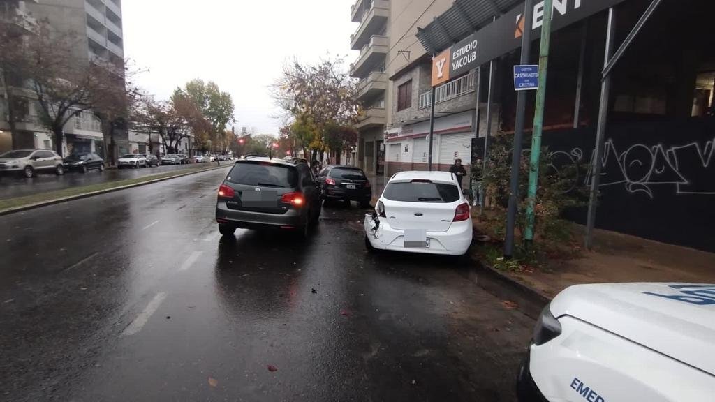 Triple choque y milagro sobre Av. 60 y 17
