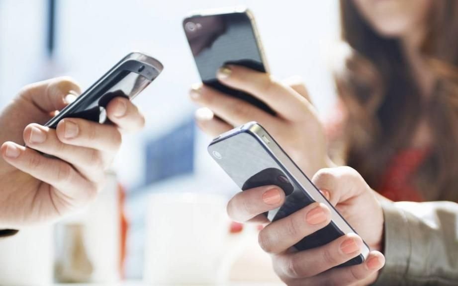 Internet, TV paga y telefonía celular aumentarán todos los meses hasta fin de año