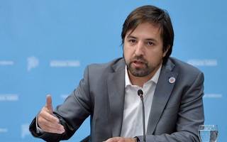 Kreplak defendió el plan para fortalecer las residencias médicas: "Logrará paliar el déficit de médicos en algunas áreas"