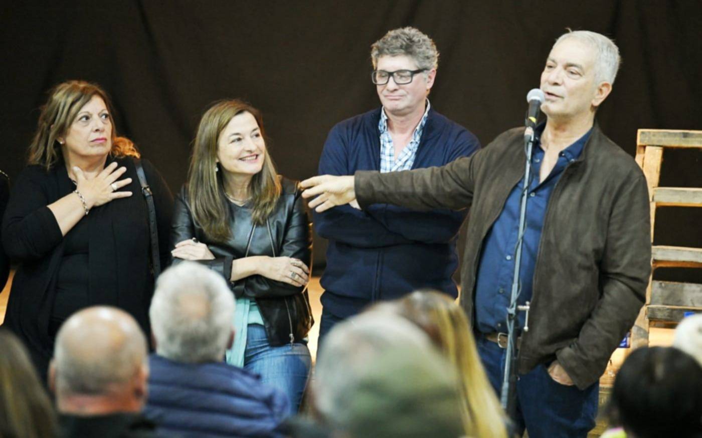 En La Plata, Alak y Díaz pidieron por la reelección de Kicillof