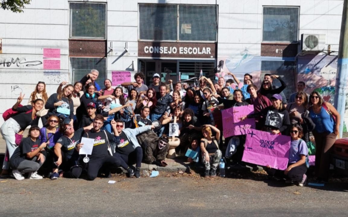La Escuela de Teatro La Plata reclamó mejoras edilicias