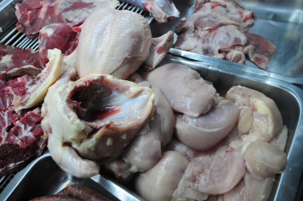 Una buena: la carne de pollo bajó más del 20 por ciento en La Plata