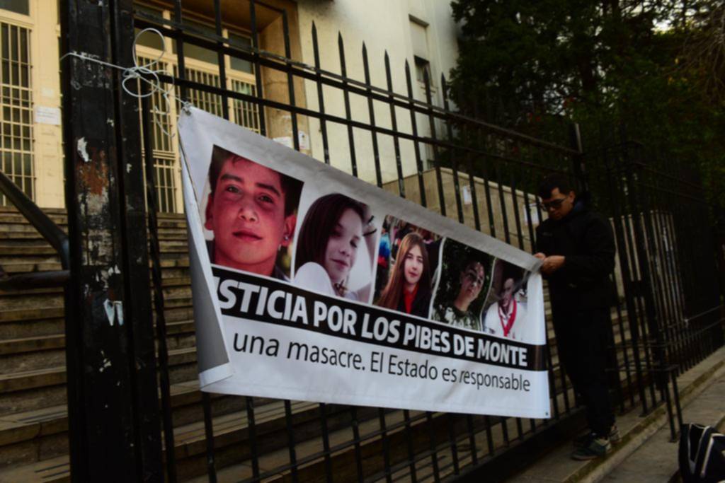 El pedido de justicia de los familiares de las víctimas