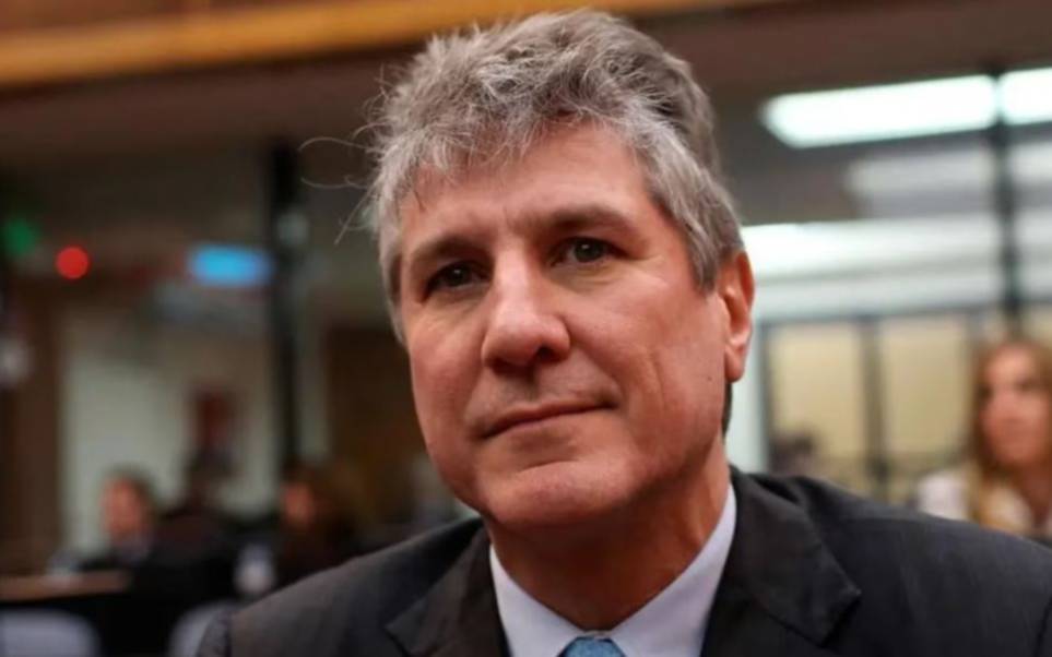 Amado Boudou será trasladado a la capital federal en un avión sanitario