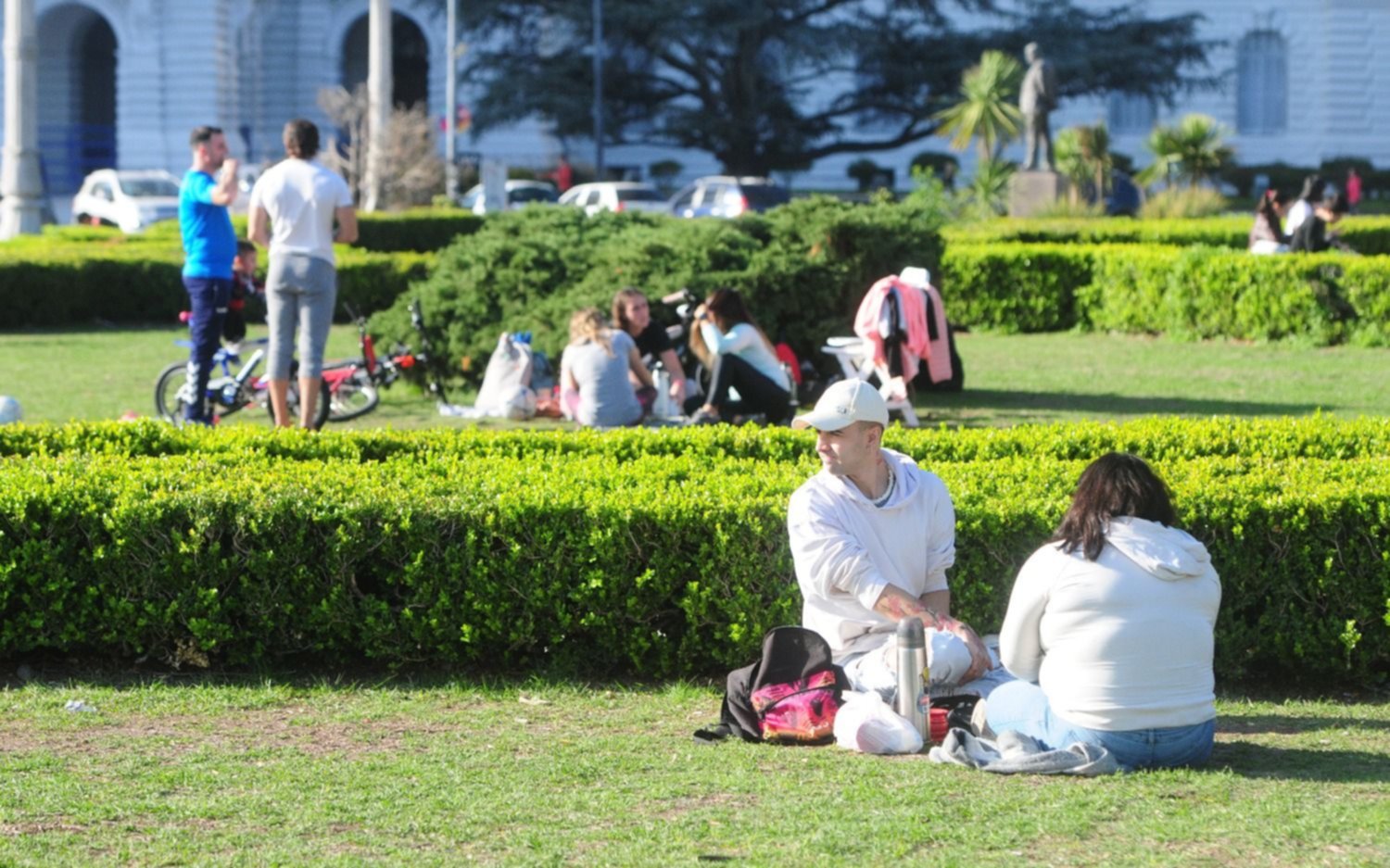 Seguirá el "veranito" en La Plata: así sigue el clima las próximas horas y el domingo