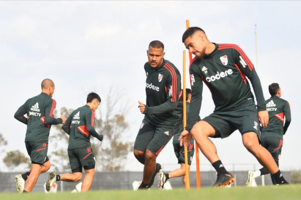 River se prueba en Córdoba, siendo visitante de Talleres