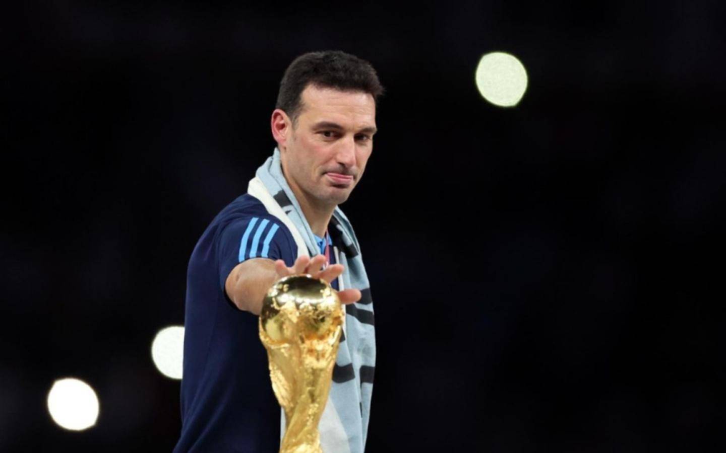 “El joven inexperto”, el saludo de AFA a Lionel Scaloni por su cumpleaños, con palito a Mariano Closs