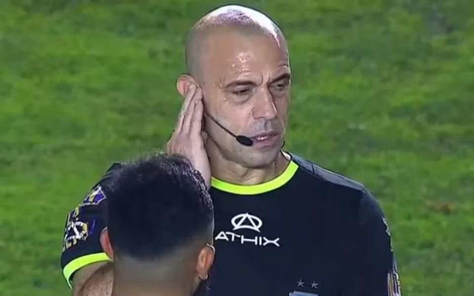 Con la guardia alta: hay árbitros para Gimnasia - Godoy Cruz y Estudiantes - Banfield