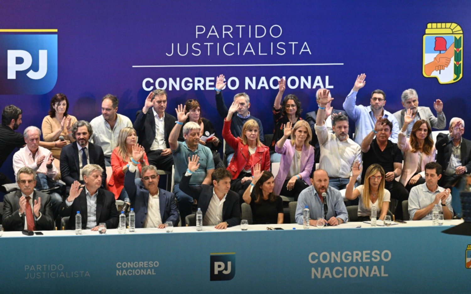 Baldazo de agua fría en pleno clamor del Congreso del PJ