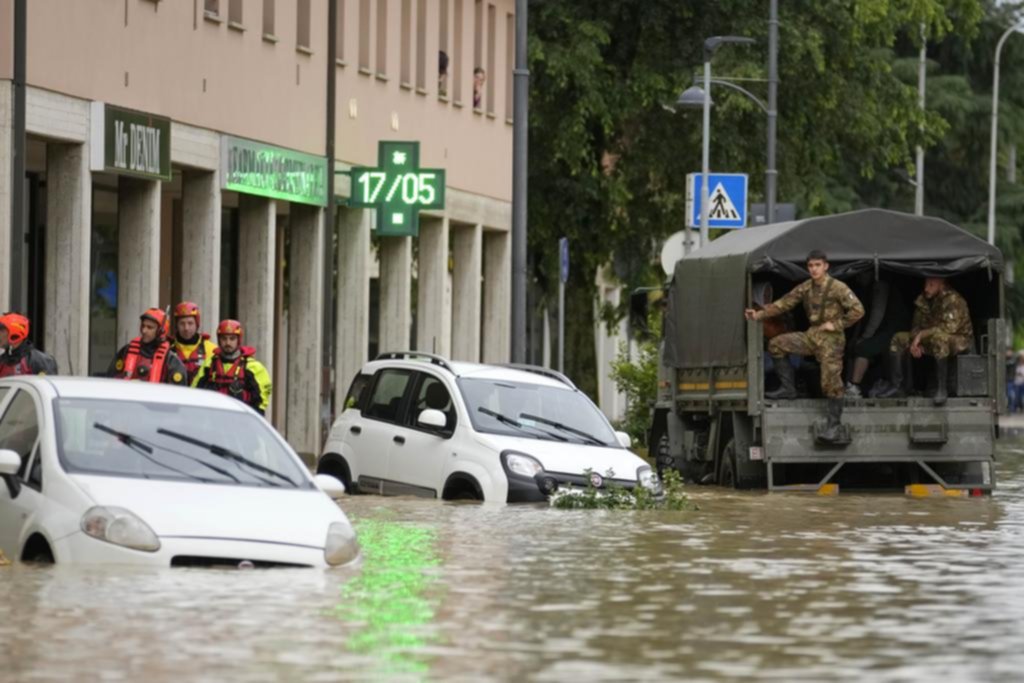 Inundaciones en el norte de Italia dejan 8 muertos y obligan a anular el GP de F1