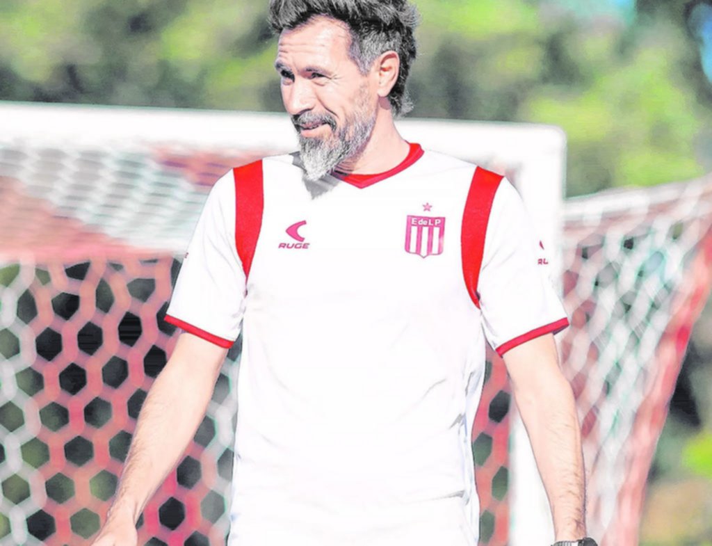 Domínguez, ausente con aviso, pero ya tiene los titulares para recibir a Banfield en UNO