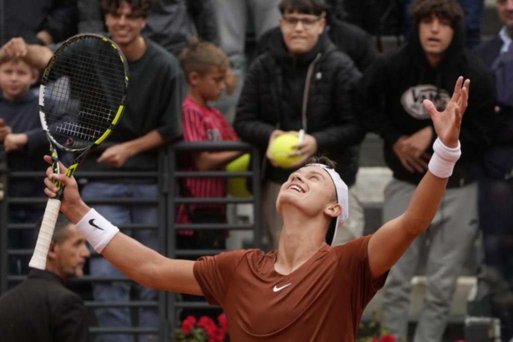 Rune bajó a Djokovic de Roma y Cerúndolo fue eliminado