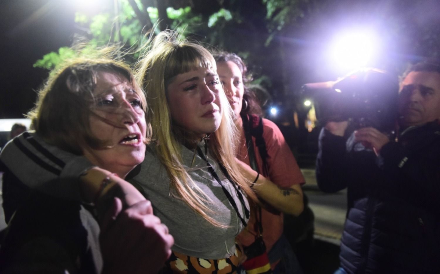 FOTOS | Llantos, abrazos y mucha angustia liberada en el veredicto de la Masacre de Monte