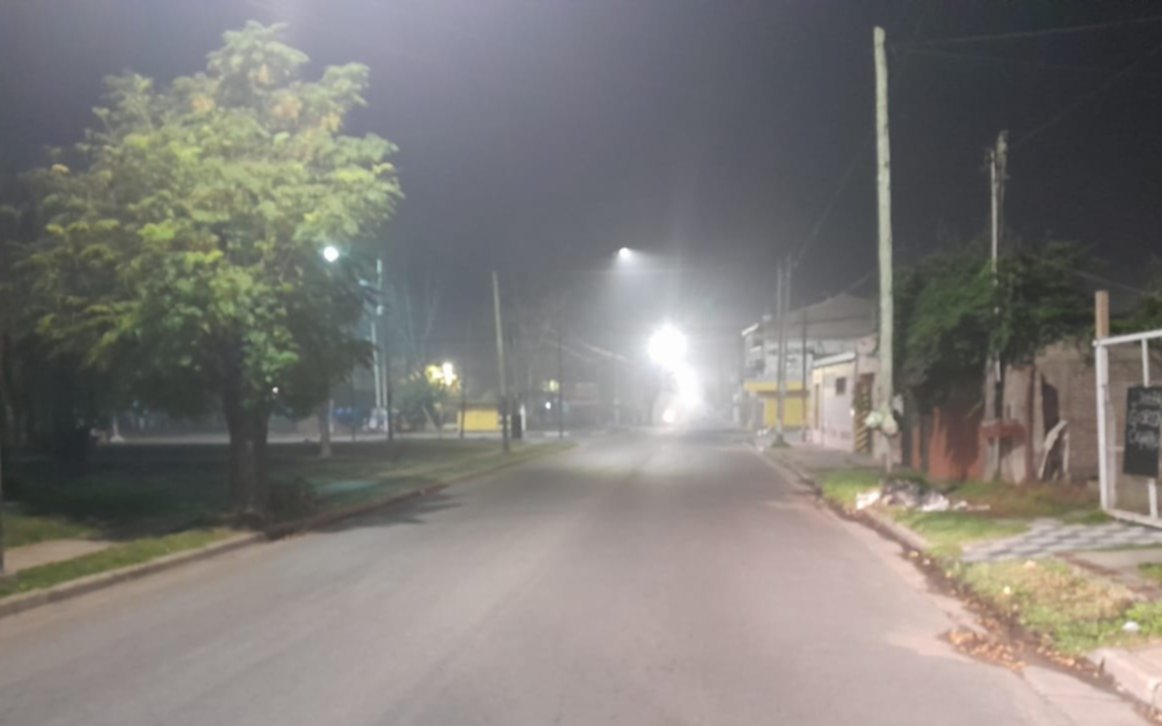 Dolor de garganta, náuseas y humo intenso: nueva alerta de vecinos por la quema de Altos de San Lorenzo