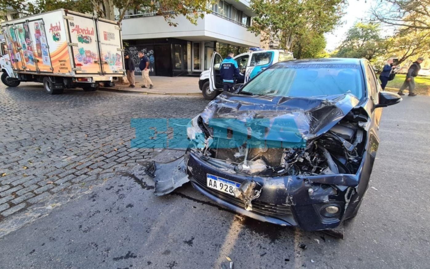 Impactantes accidentes viales en La Plata en el umbral del fin de semana