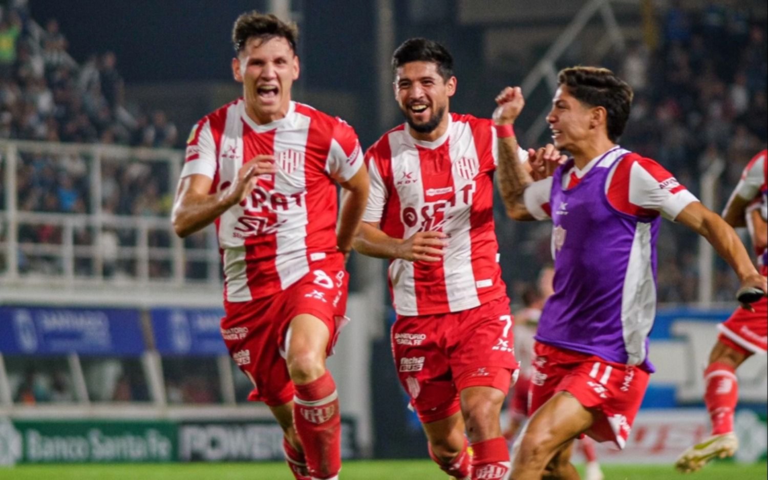 Unión ganó un partido de seis puntos en Santiago