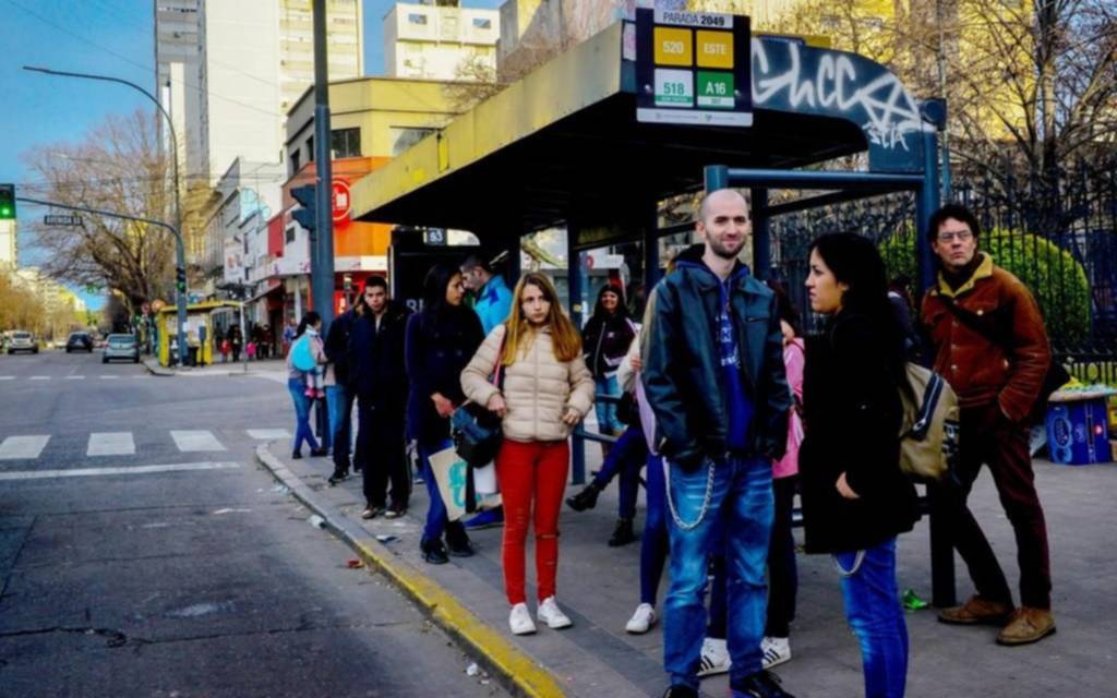 Nuevo aumento de micro y tren en junio: cuánto costará el boleto en La Plata