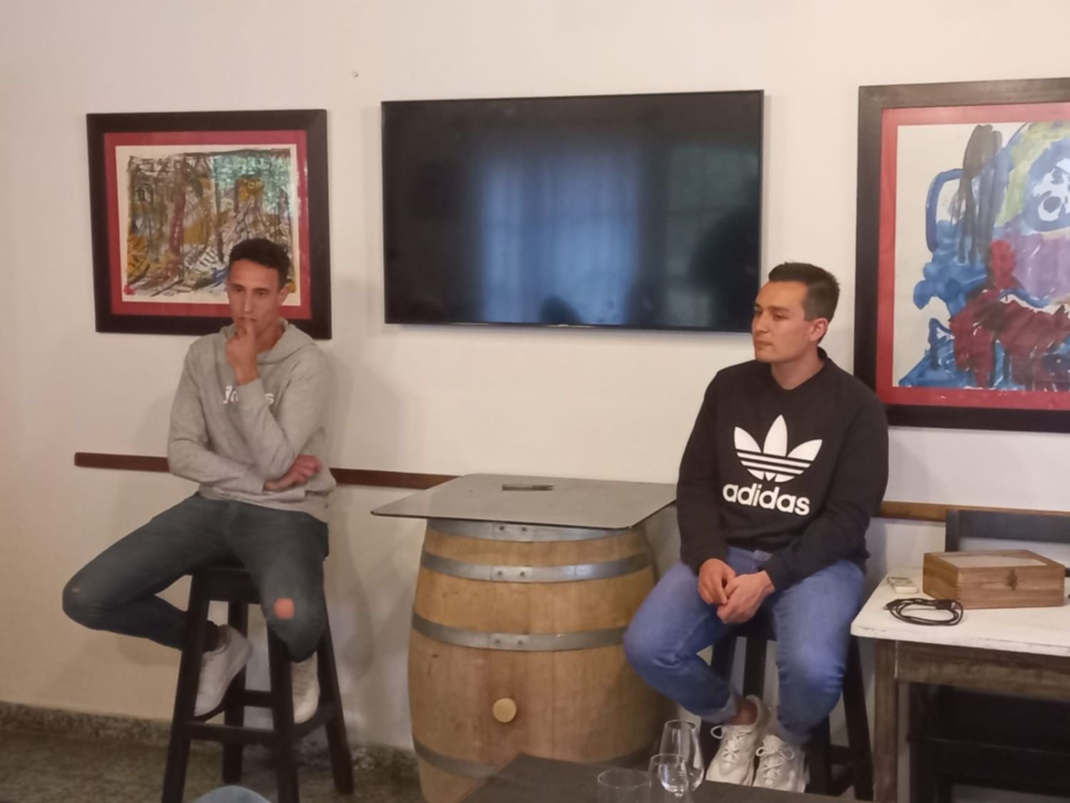 Los enólogos, Ignacio Roca y Matías Morcos, estuvieron en nuestra ciudad