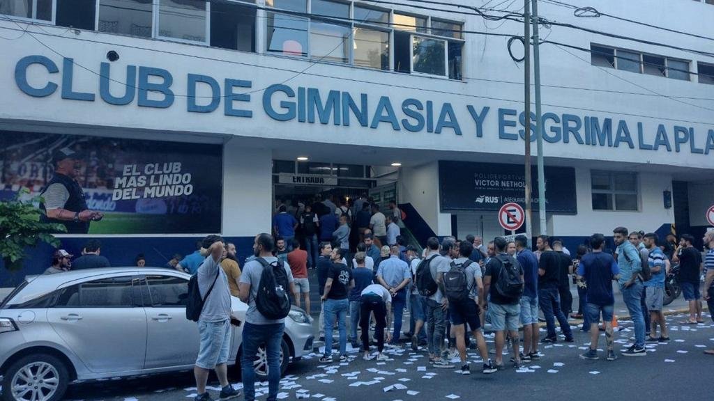 Desde las 12 habrá venta presencial en la sede social
