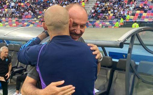 Mascherano intercambió palabras con Loredo