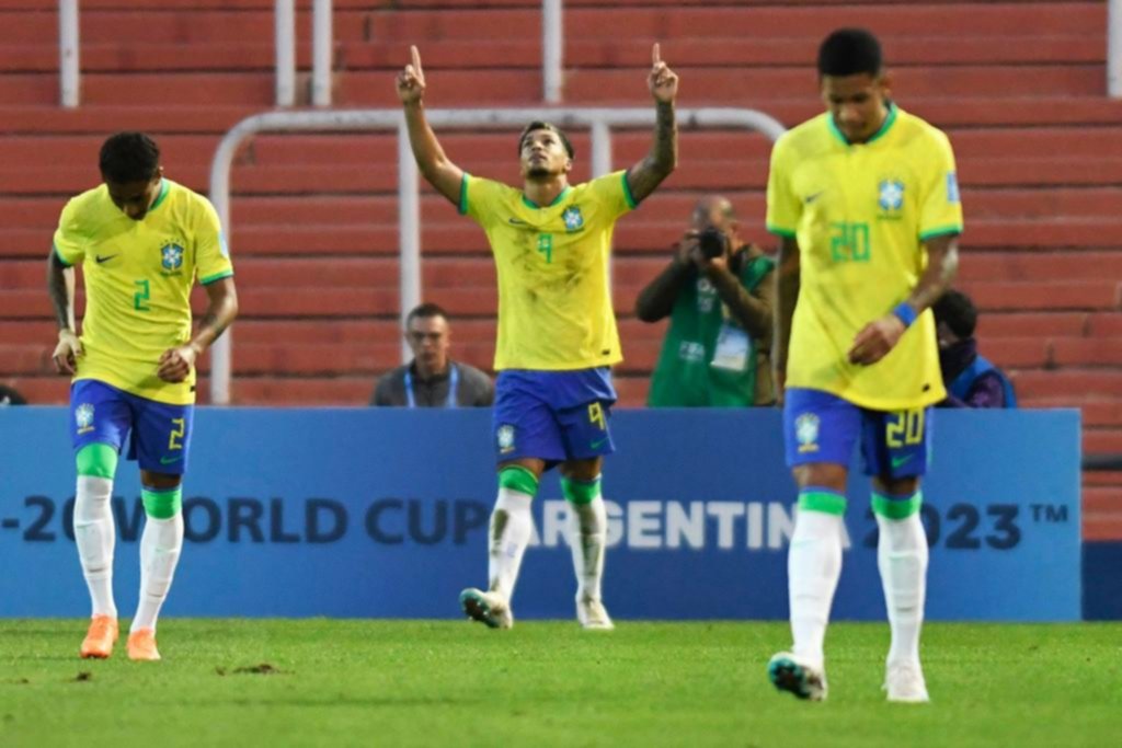Brasil no dejó dudas y se recuperó del golpe ante Italia con una tremenda goleada
