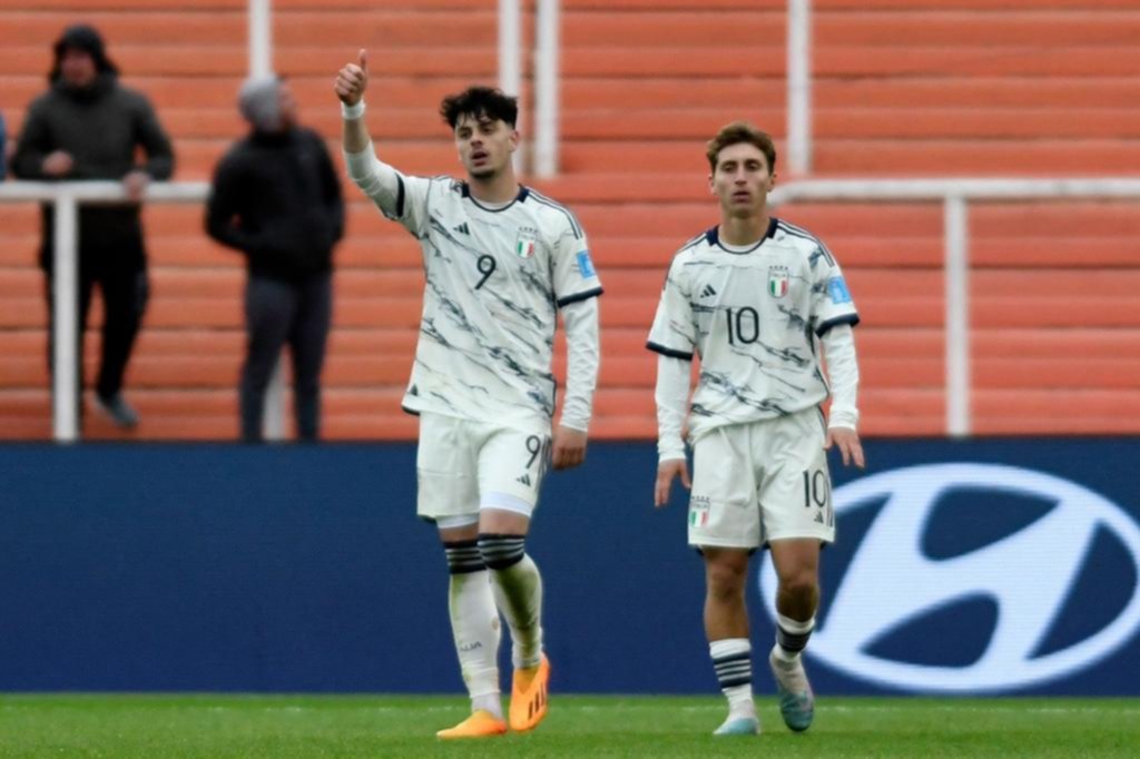 Italia goleó a Dominicana y sacó boleto a Octavos
