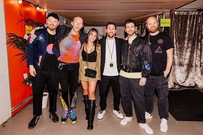 Messi ovacionado en pleno concierto de Coldplay