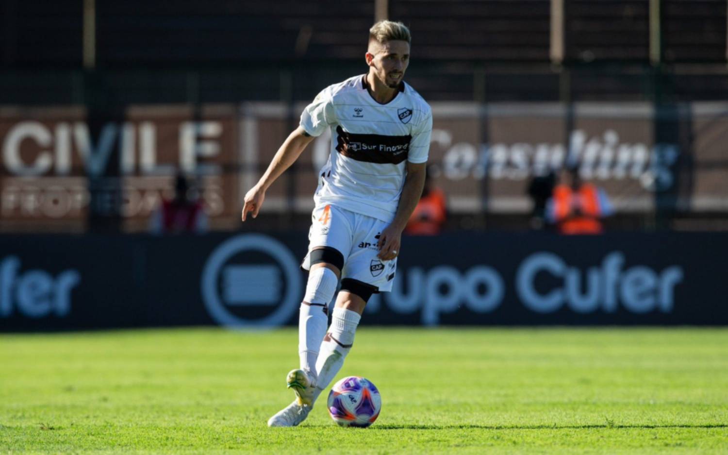 Operaron al defensor de Platense, Nicolás Morgantini, tras la agresión sufrida
