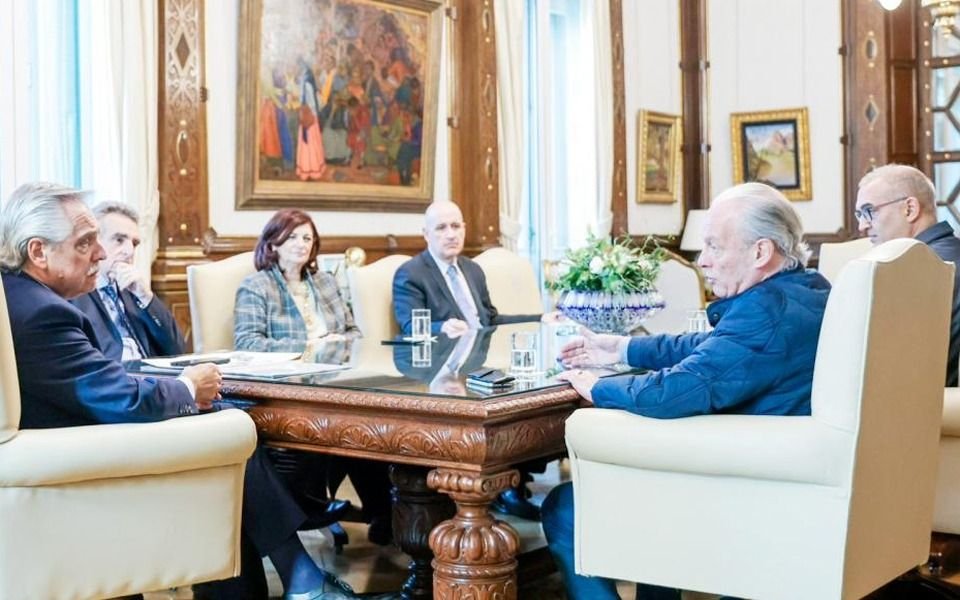 Estatales en Nación: UPCN acordó un 33% de aumento trimestral y ATE lo rechazó por "insuficiente"