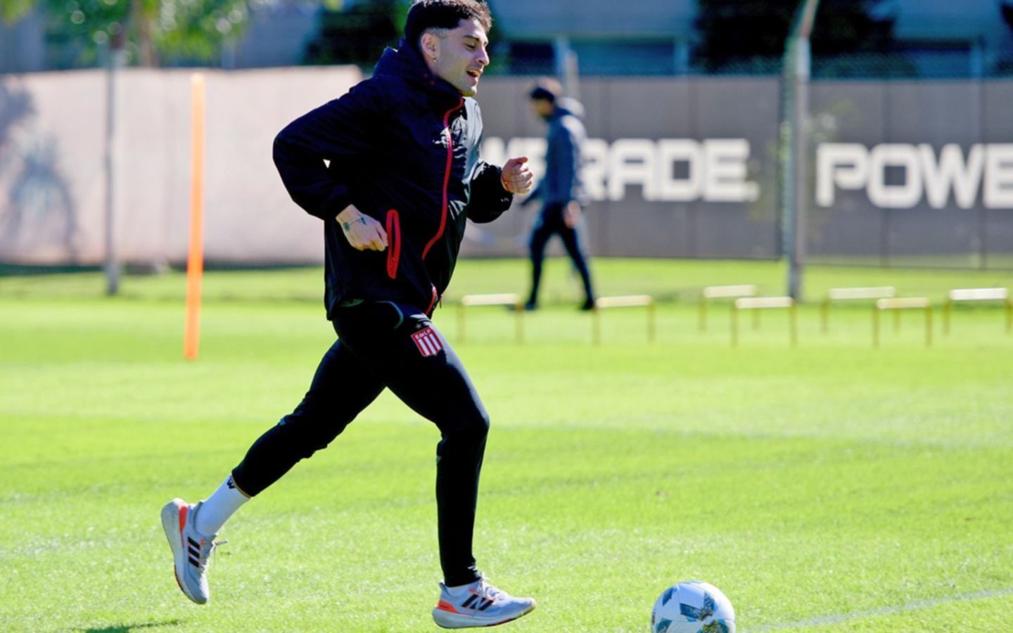 La noticia más esperada: Javier Altamirano volvió a entrenarse en Estudiantes